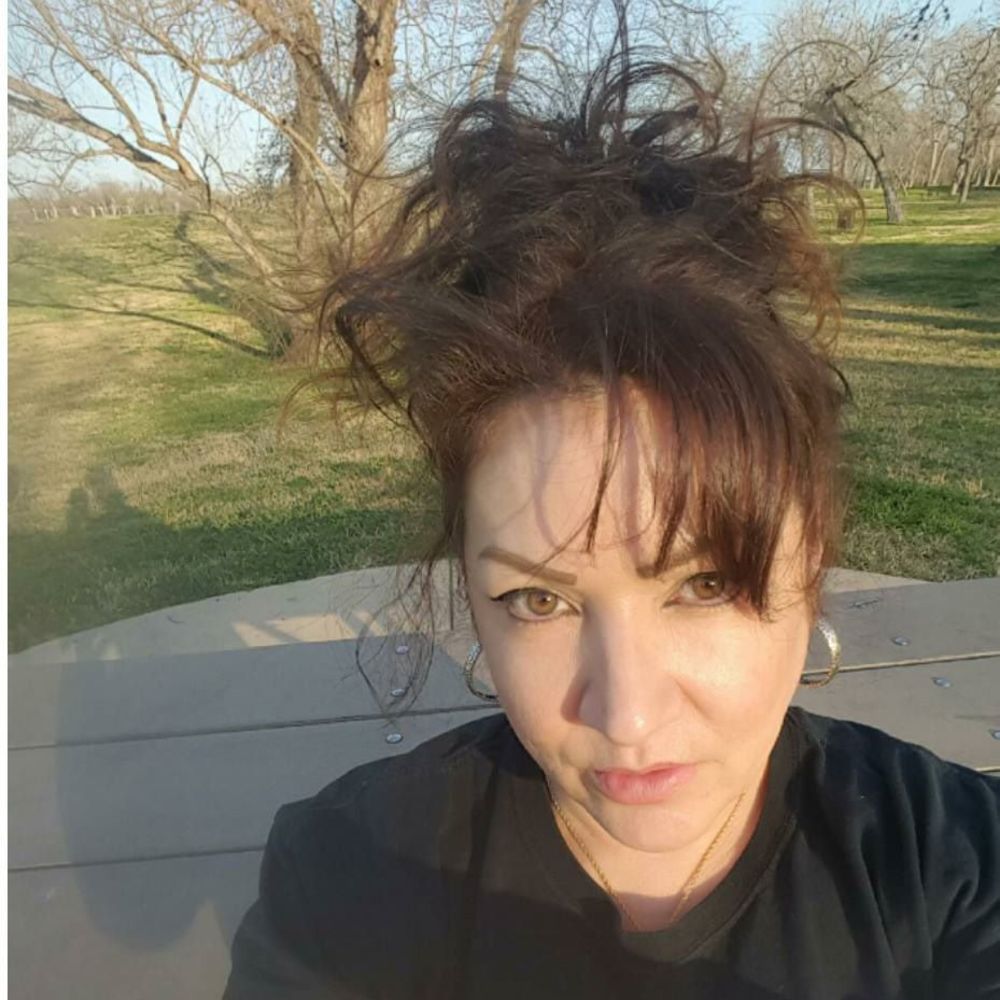 Meet your Posher, Linda